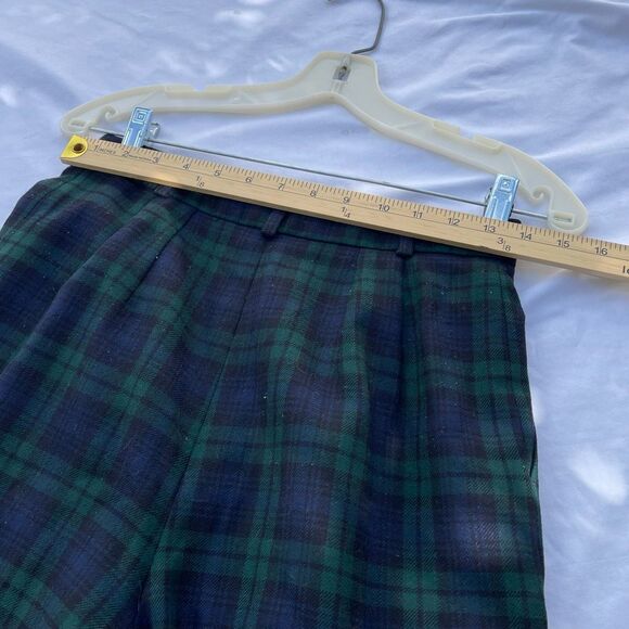 Vintage J.H. Collectables size 8(runs small)wool plaid wide leg shorts - Picture 8 of 9